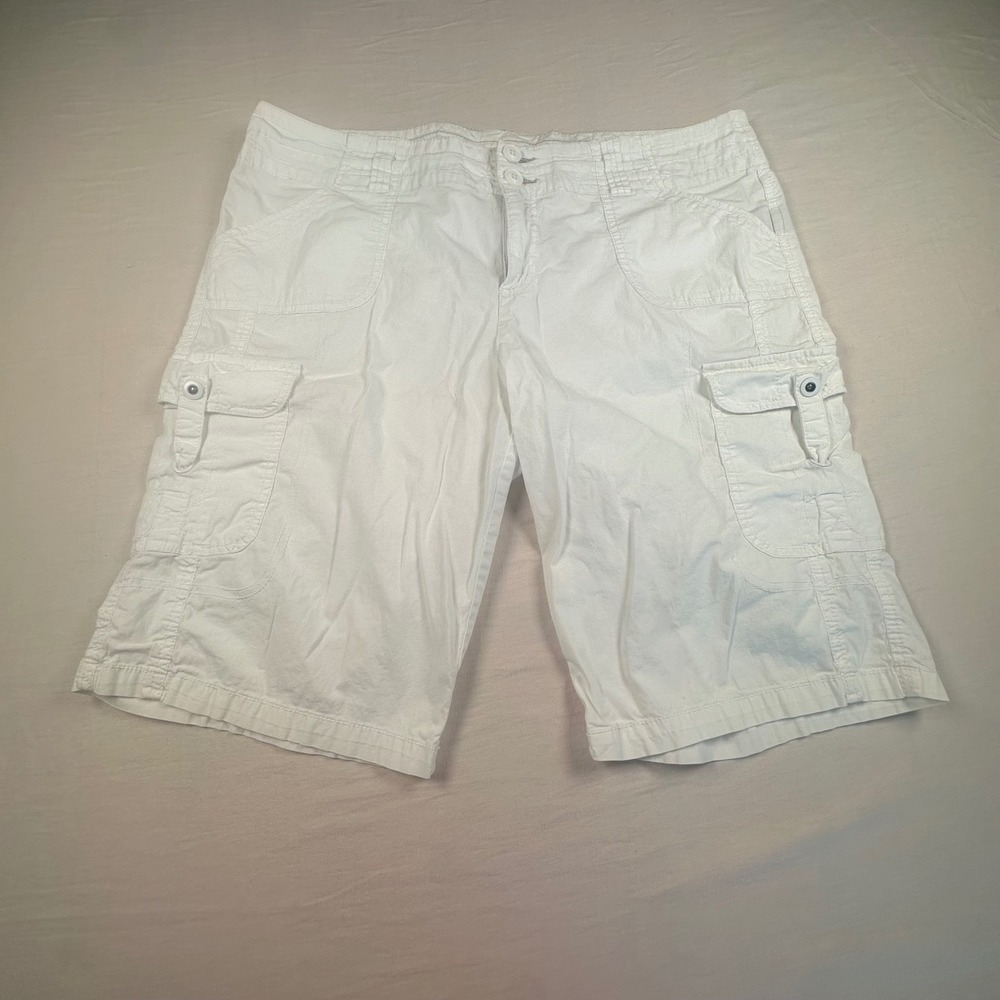 Khakis & Co Womens White Cargo Shorts Size 16 Stretch Cotton Utility Bermuda